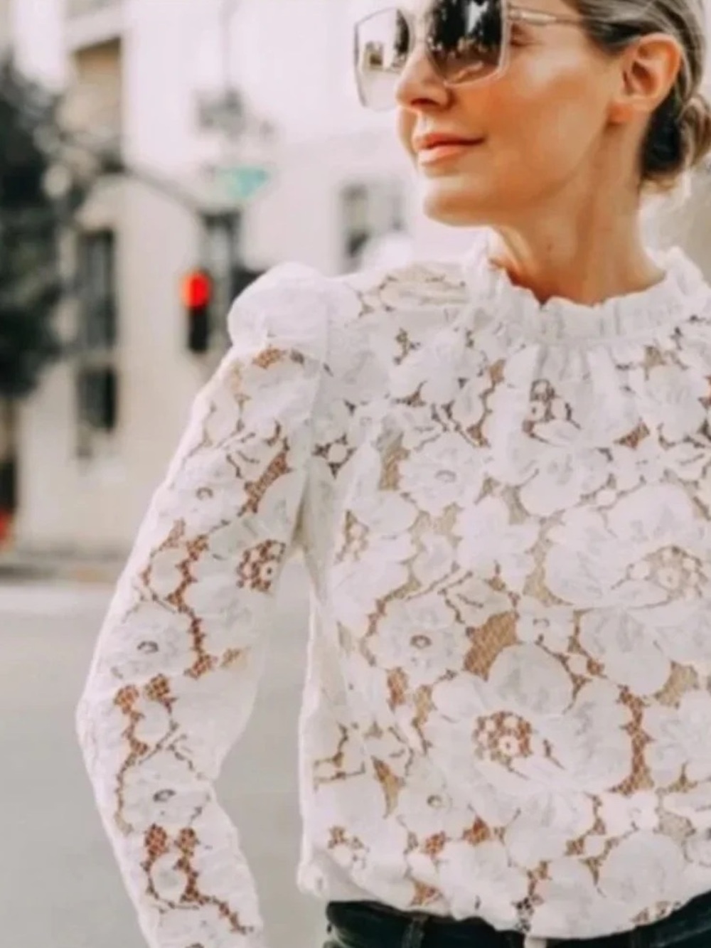 NEW! WAYF Emma Puff Sleeve Lace Top Size Small NWT Blogger Favorite.  Sk3